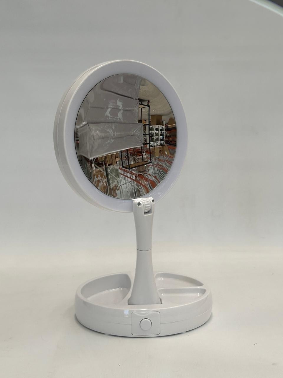 ESPEJO CON LUZ LED DE FORMA CIRCULAR *